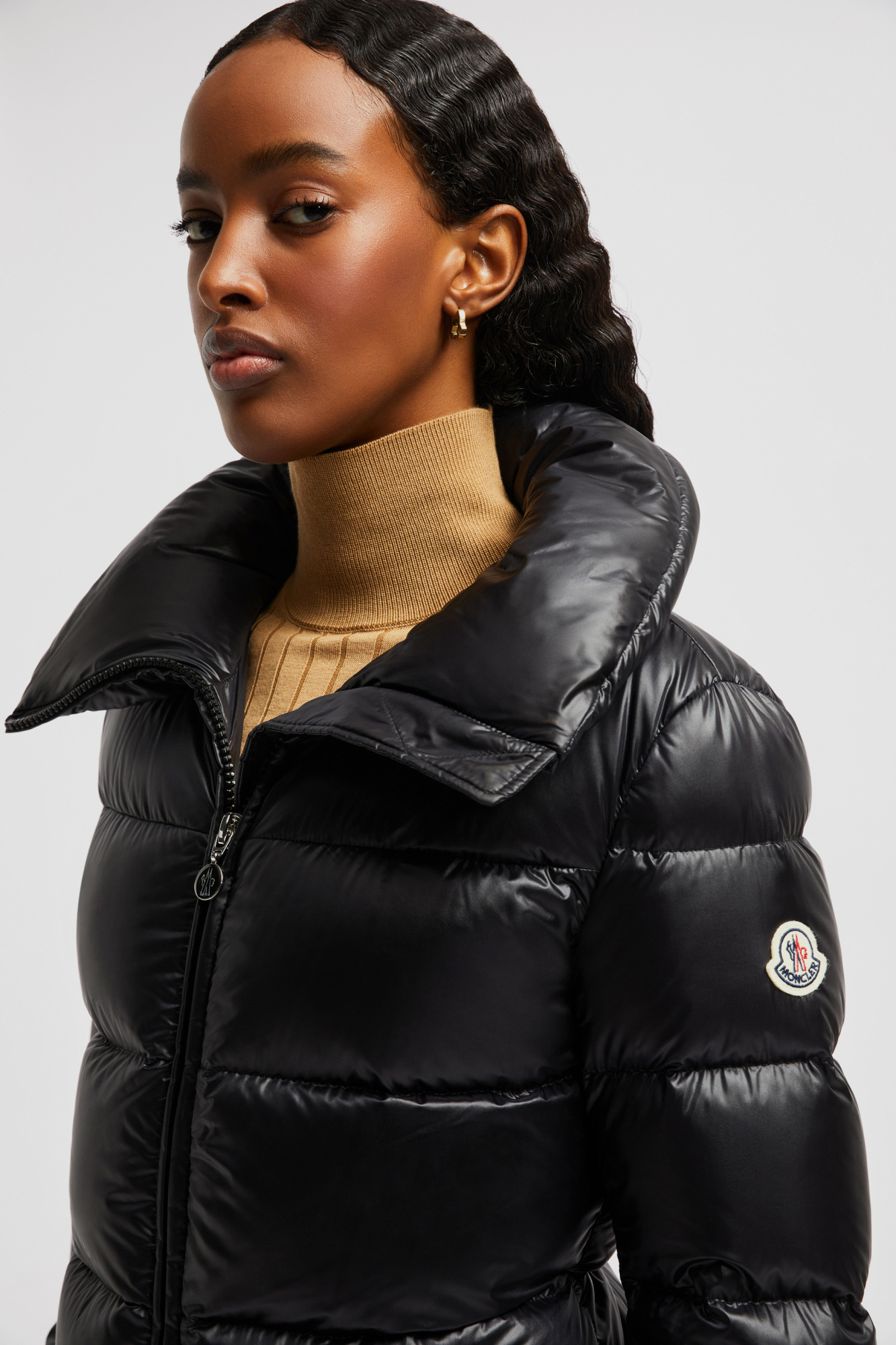Moncler Down-filled Douro Puffer Jacket In Black