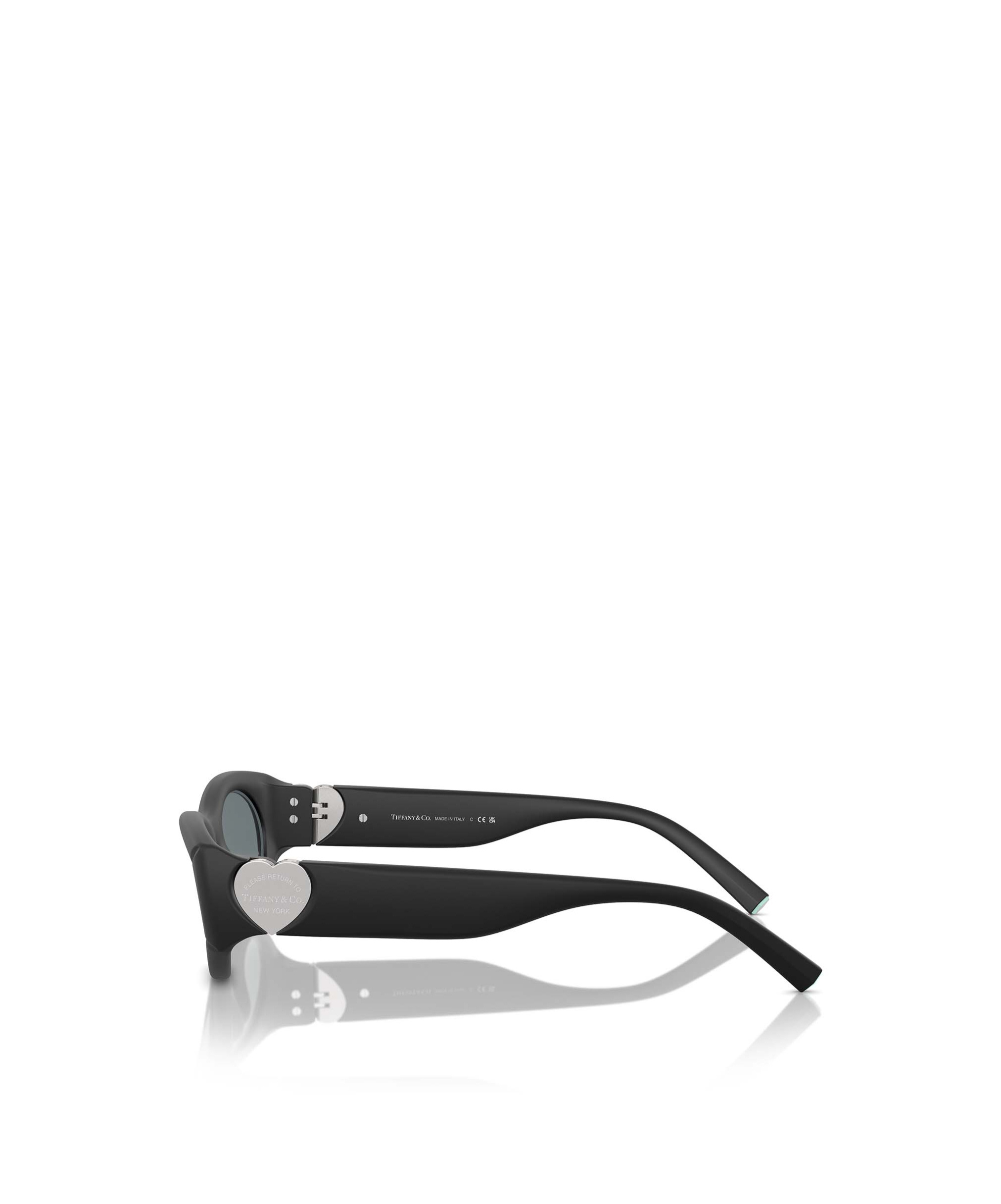Tiffany & Co 55mm Oval Sunglasses In Gray