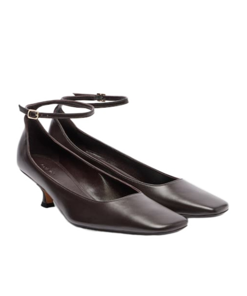 Calvin Klein Anna Leather Pumps In Brown