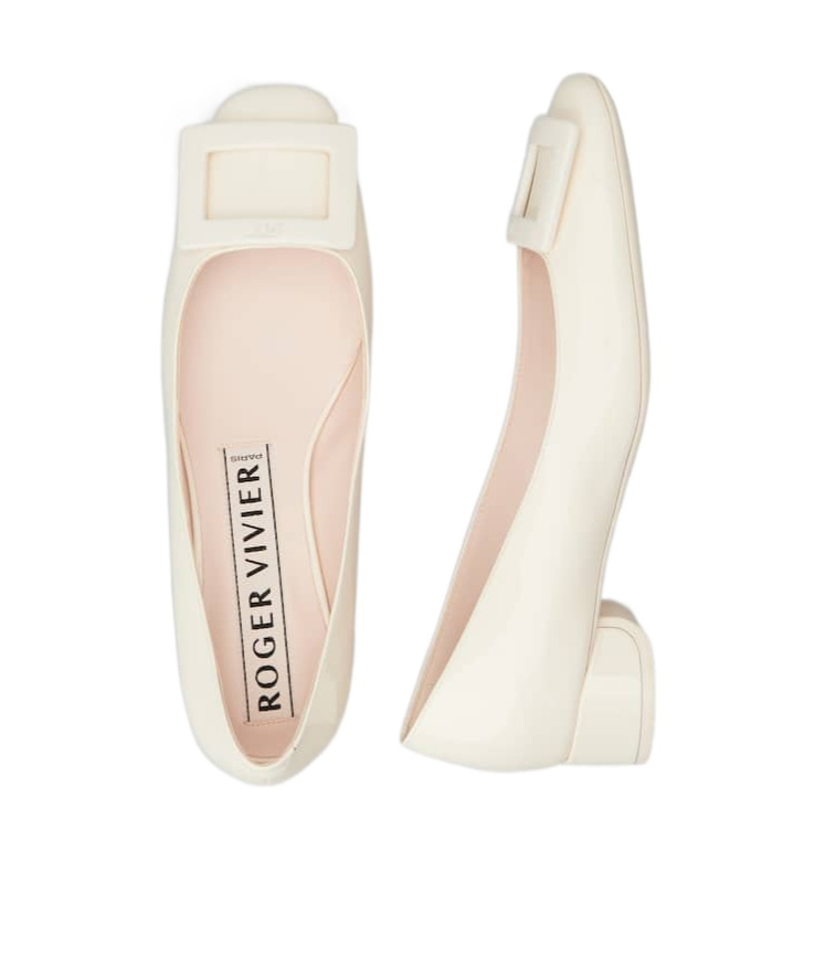 Roger Vivier Shiny Ballet Shoes In Off-white