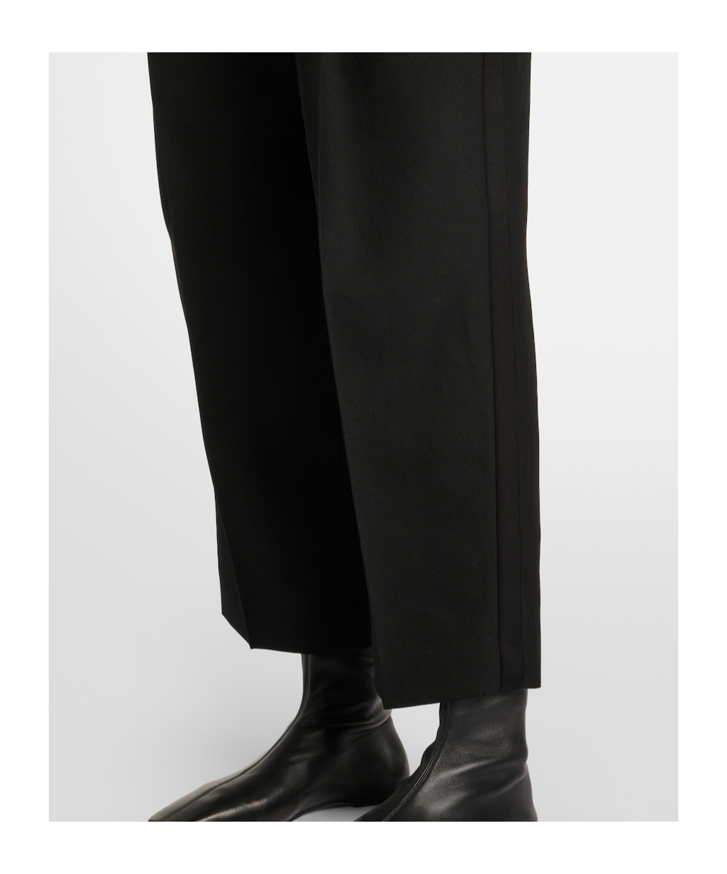 Totême High-waisted Twill Straight-leg Pants In Black