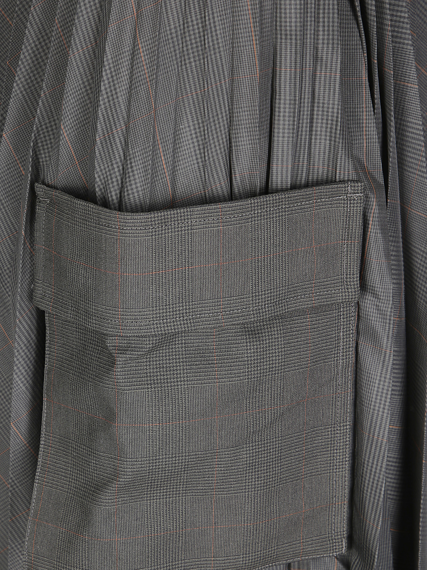 Sacai Glen Pleated Check Pocket Midi Skirt In Black
