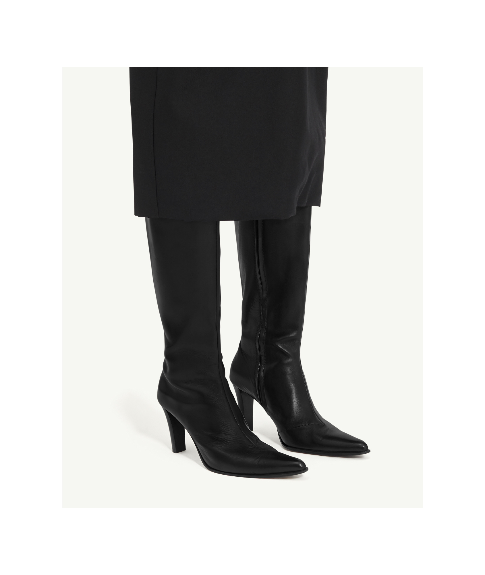 Mm6 Maison Margiela Leather Knee-high Boots In Black