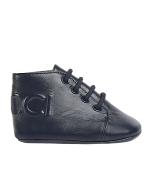 Gucci Logo Leather Boots In Black