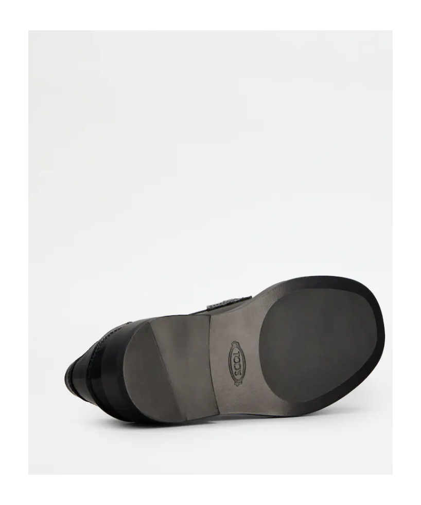 Tod's Hook Loafer In Black