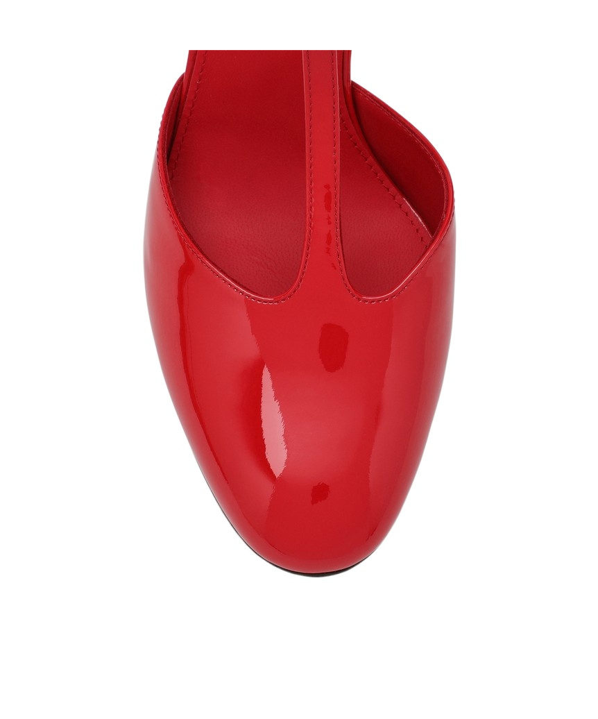 Ferragamo Lysandra 95 T-strap Pumps In Patent Leather In Red
