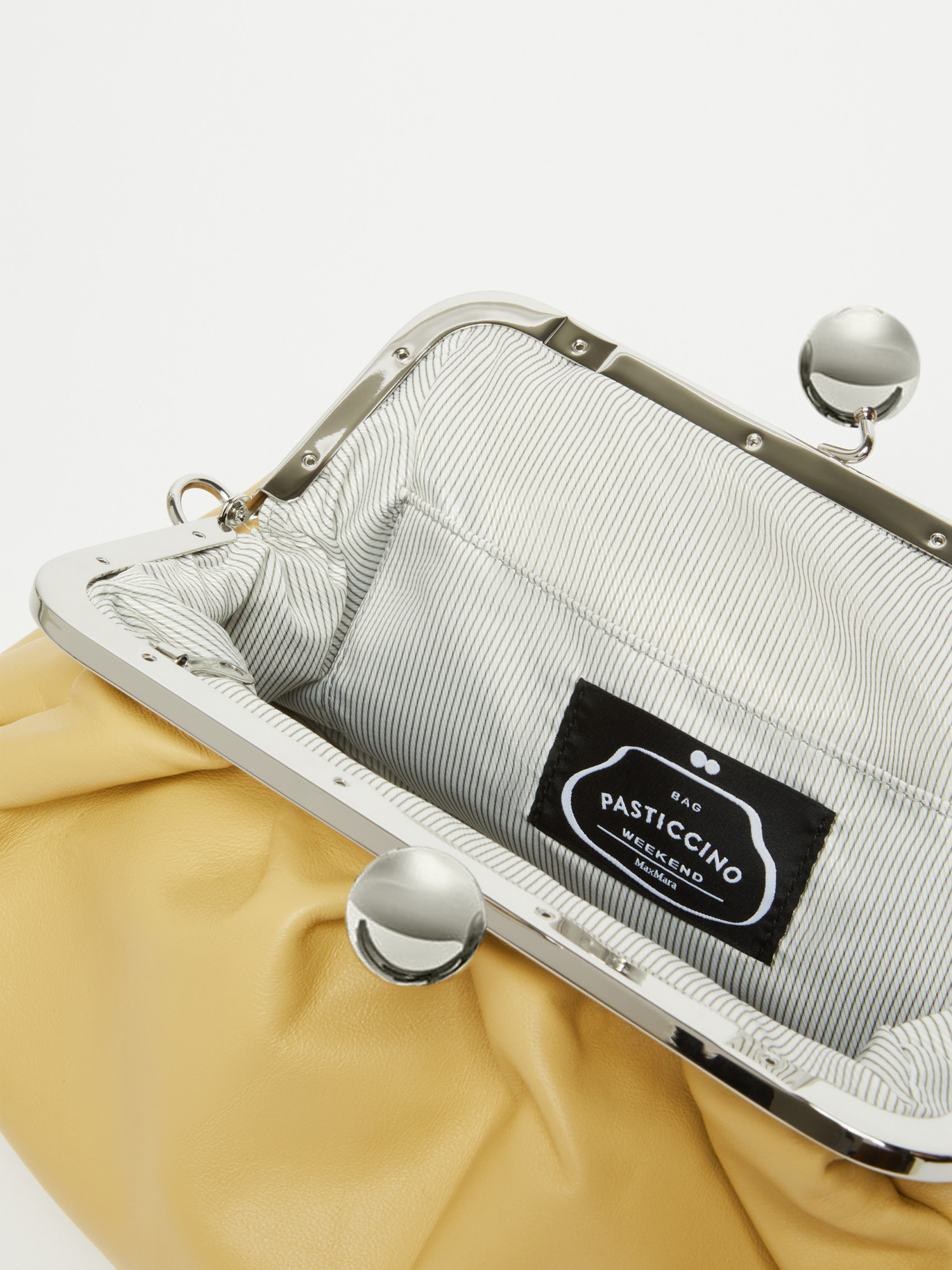 Weekend Max Mara Pasticcino Bag Medium "cubico" In Nappa In Nude