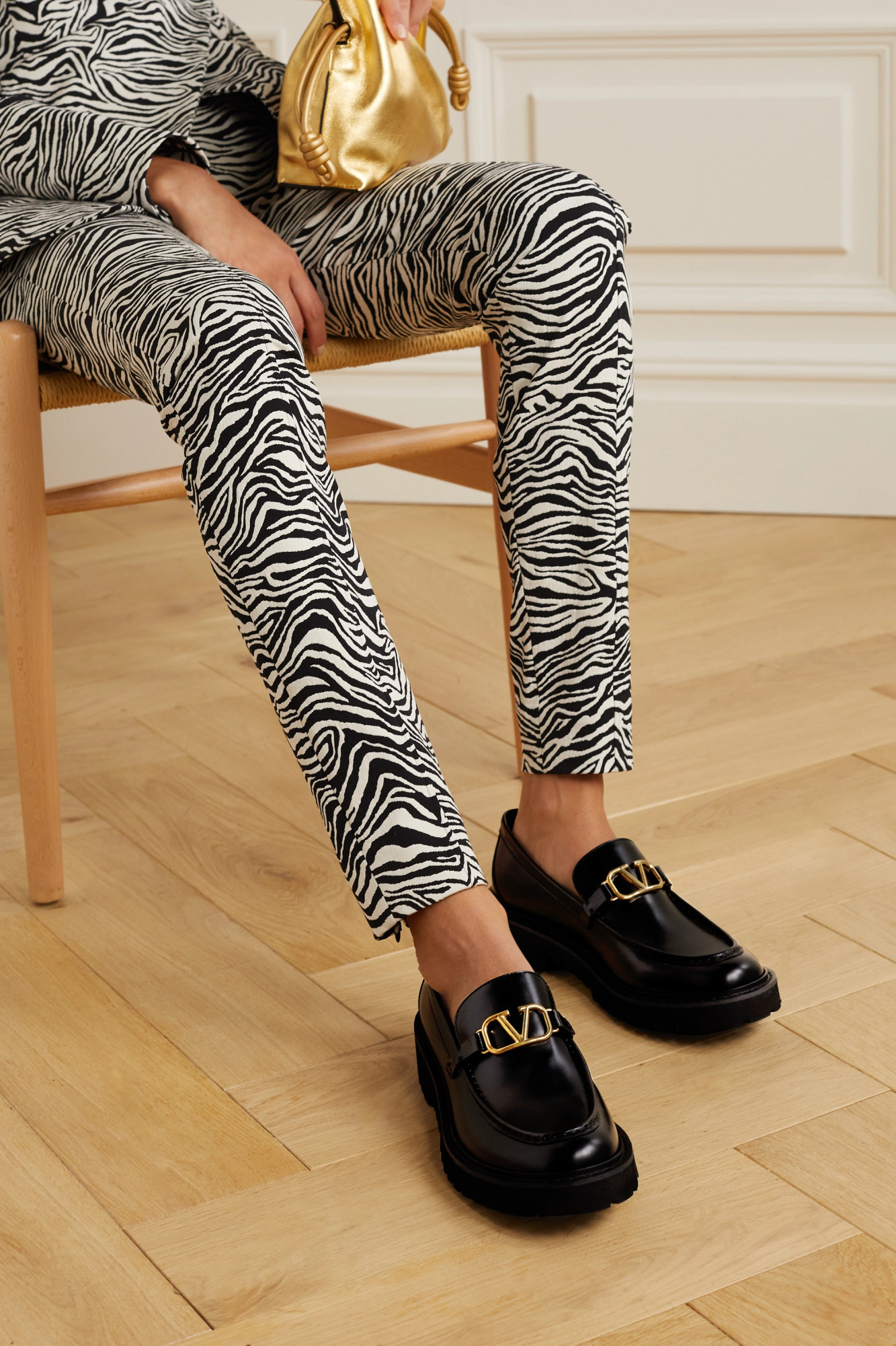 Valentino Garavani Glossy Leather Vlogo Signature Loaf In Black