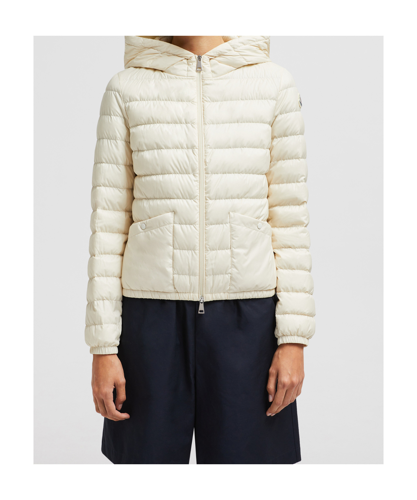 Moncler Hede Hooded Short Down Jacket White In White