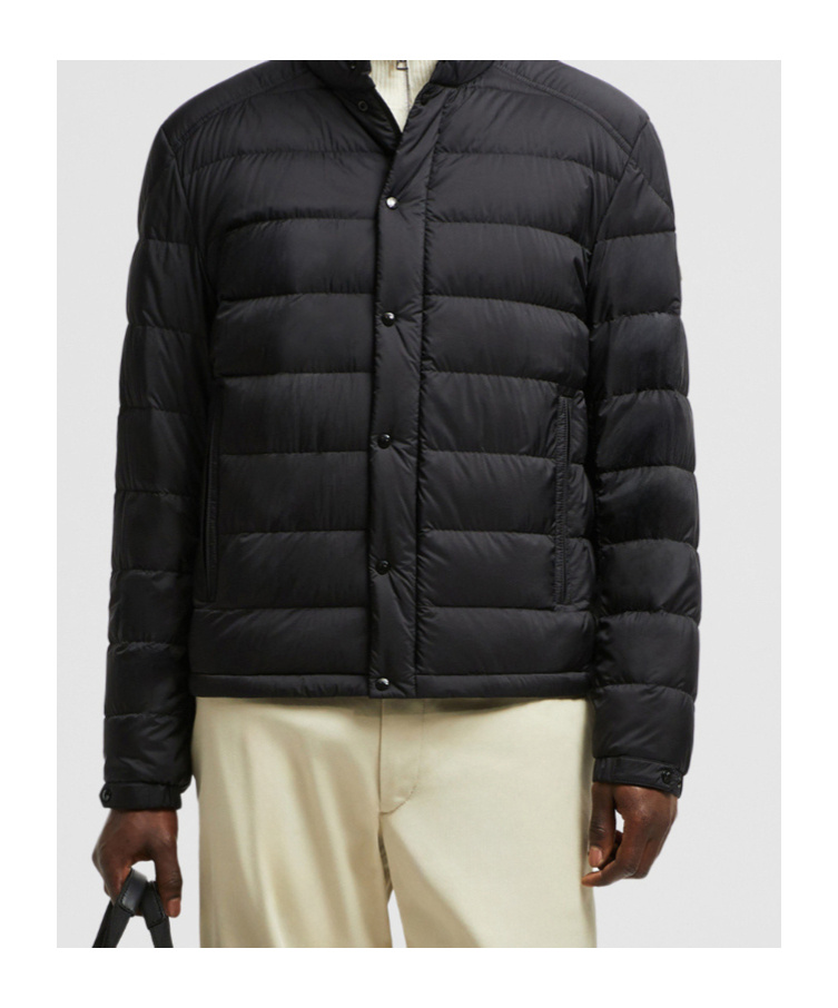 Moncler Chevrerie Down Jacket In Black