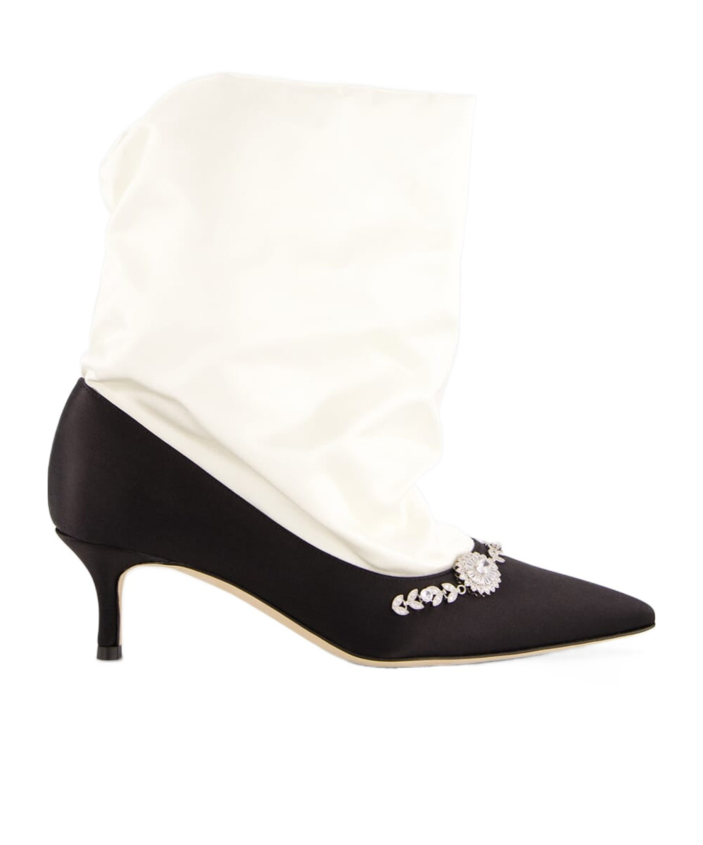 Manolo Blahnik Woman Black&white Pumps In White