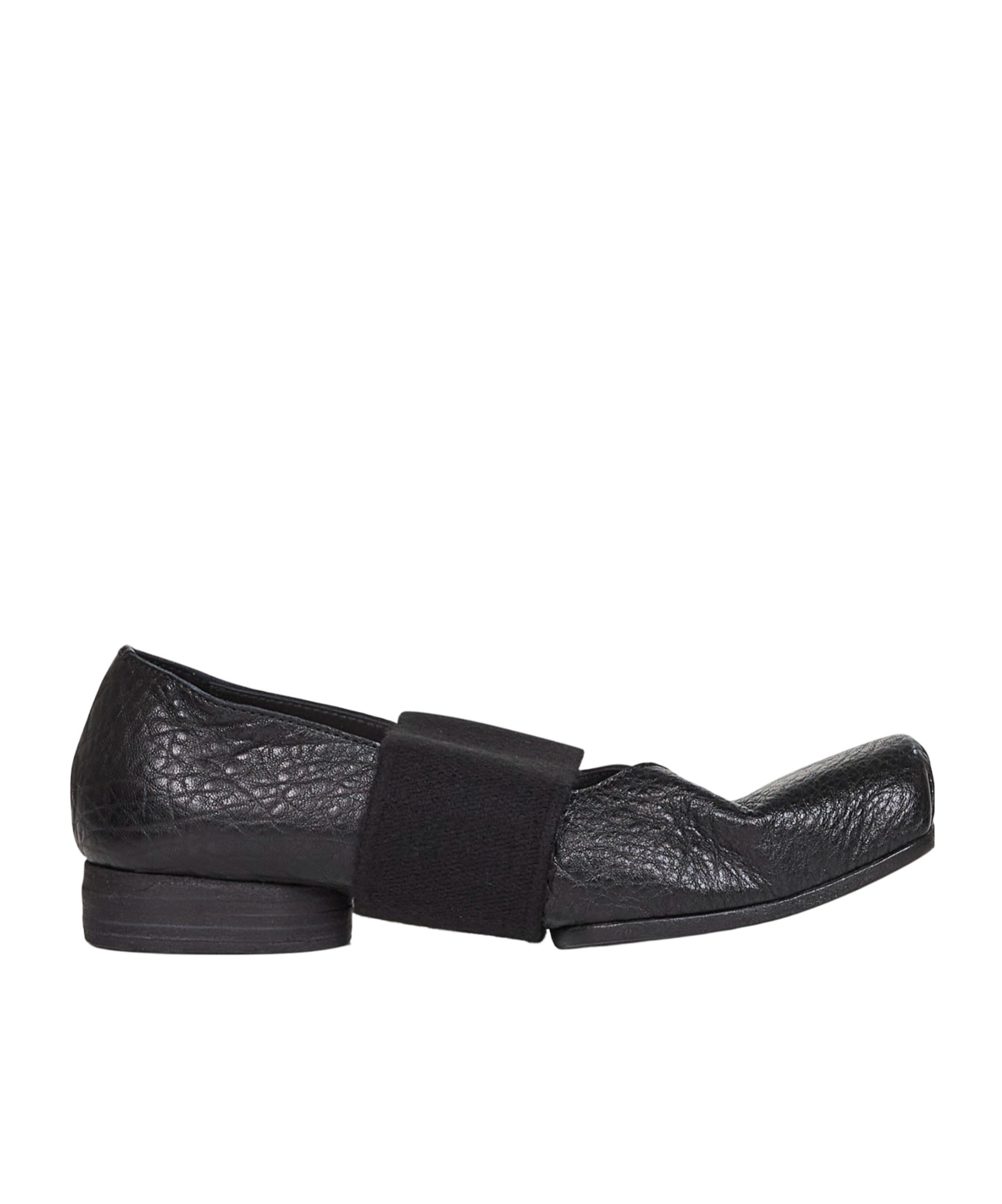Uma Wang Elasticated-band Grainy-leather Ballet Flats In Black