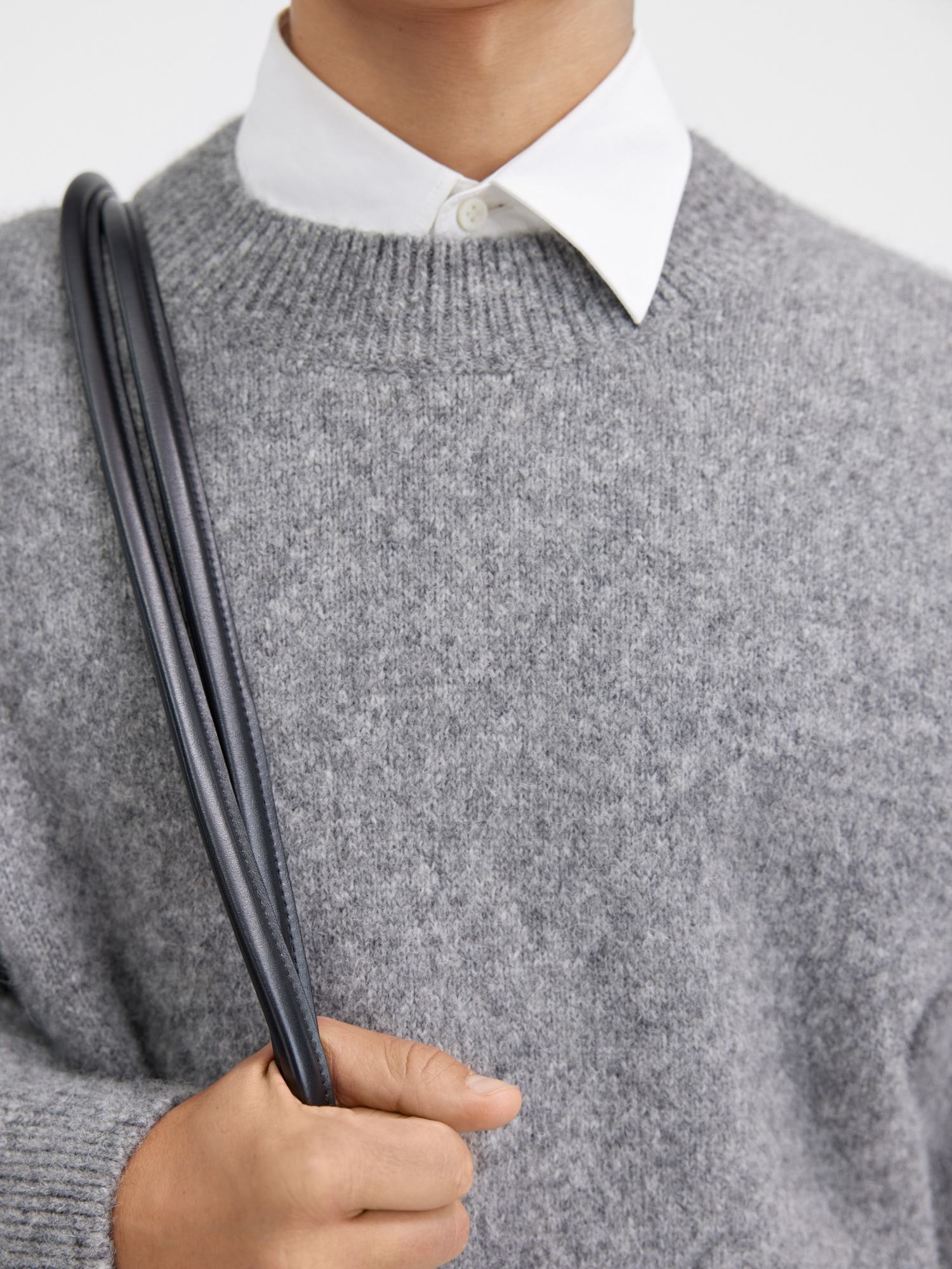 Jacquemus Jacquard Logo Alpaca Sweater In Gray