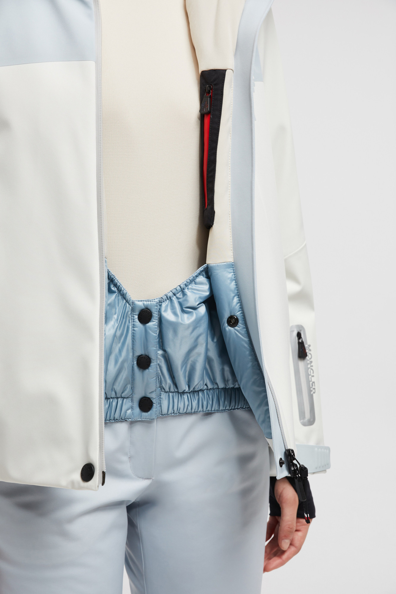 Moncler Short Long-sleeved Down Jacket In White