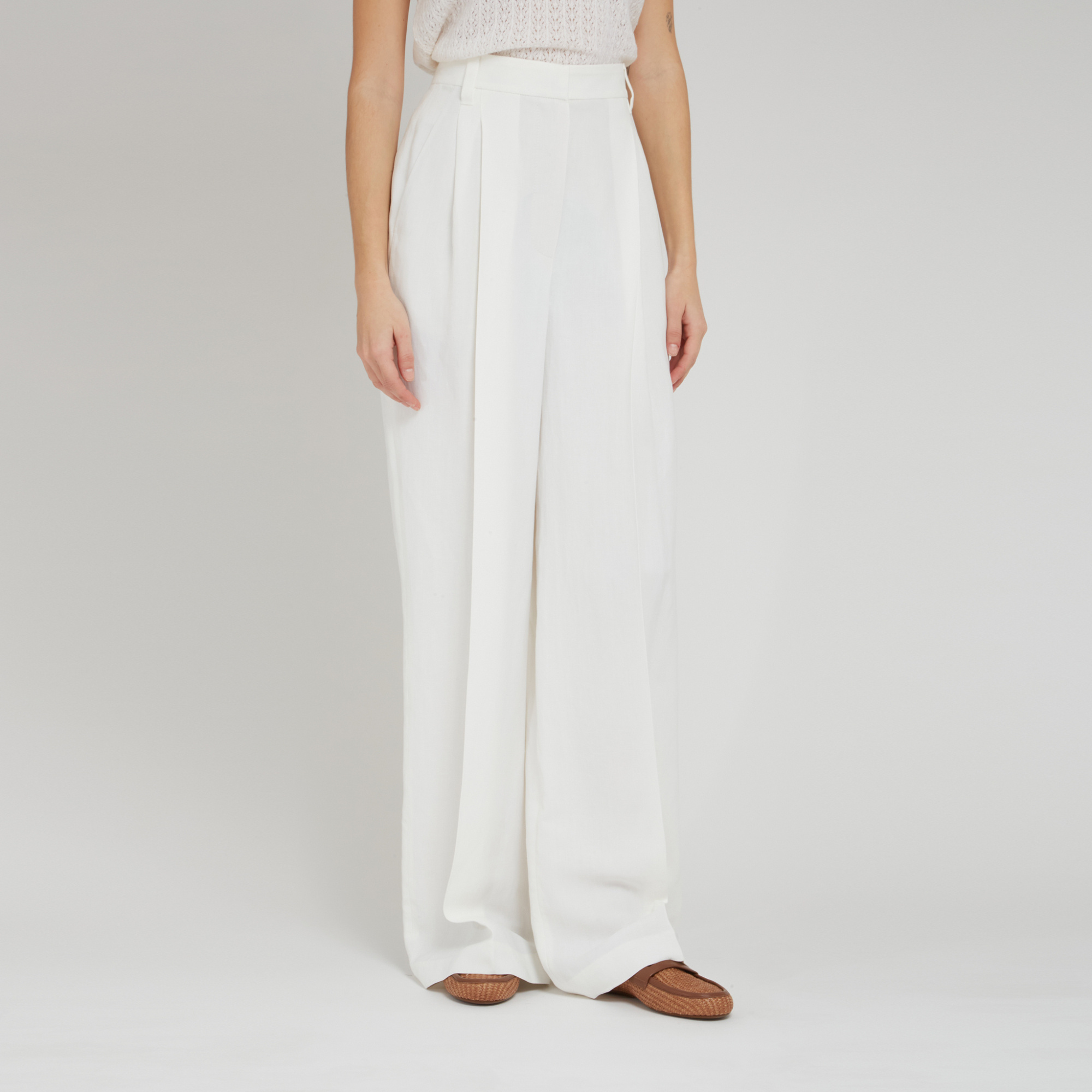 Brunello Cucinelli Belt-loop Casual Pants In White
