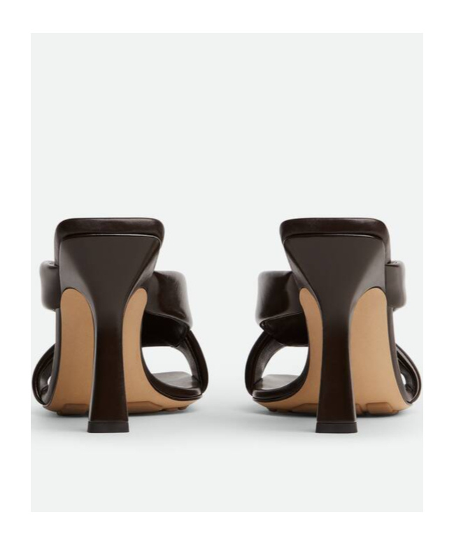 Bottega Veneta Riva Crossover Strap Sandal In Fondant