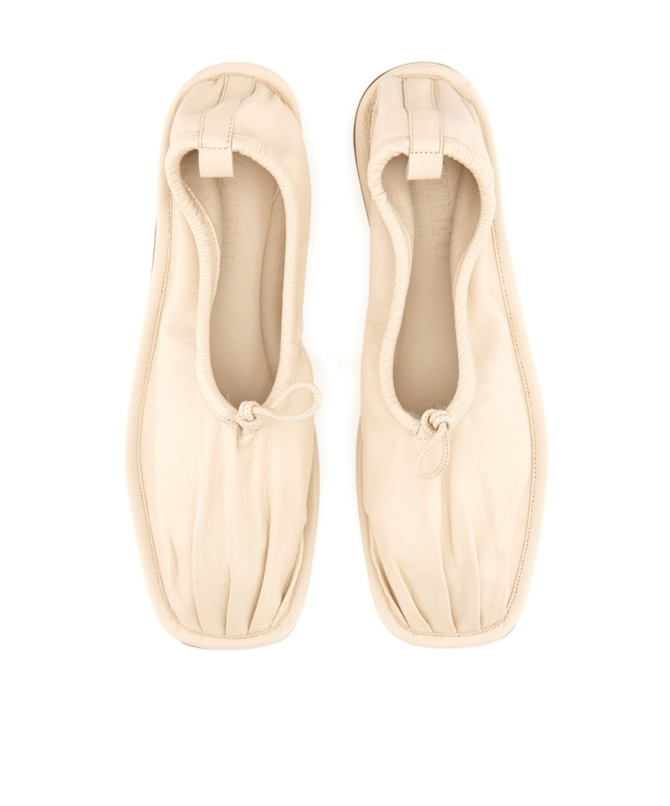Hereu Elasticated Detailed Slip-on Flat Shoes In White