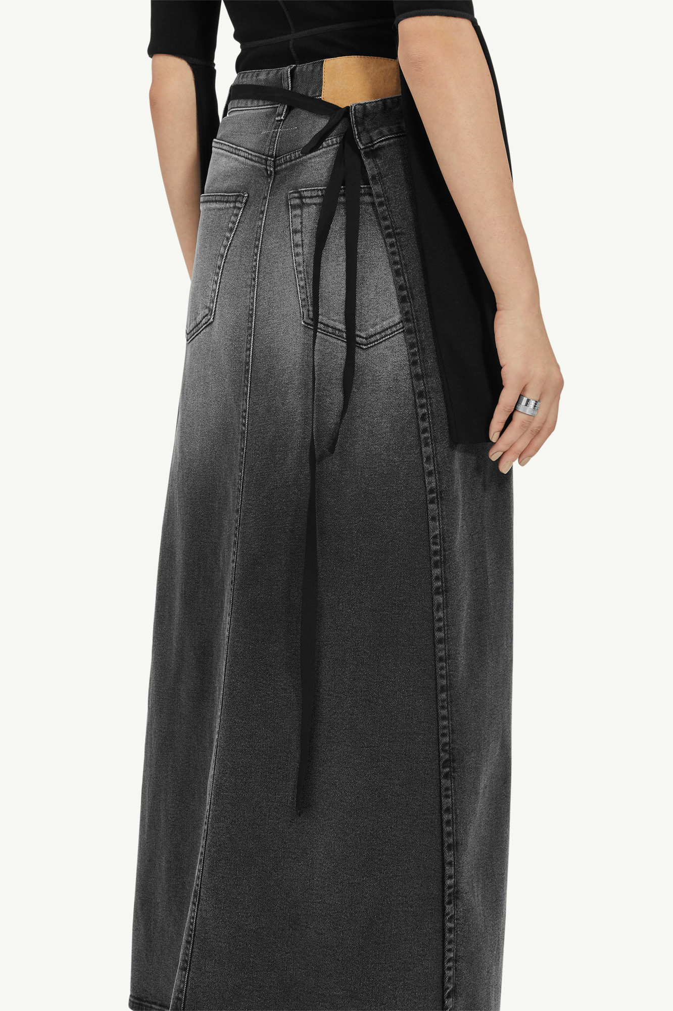 Mm6 Maison Margiela Logo-patch Denim Skirt In Black