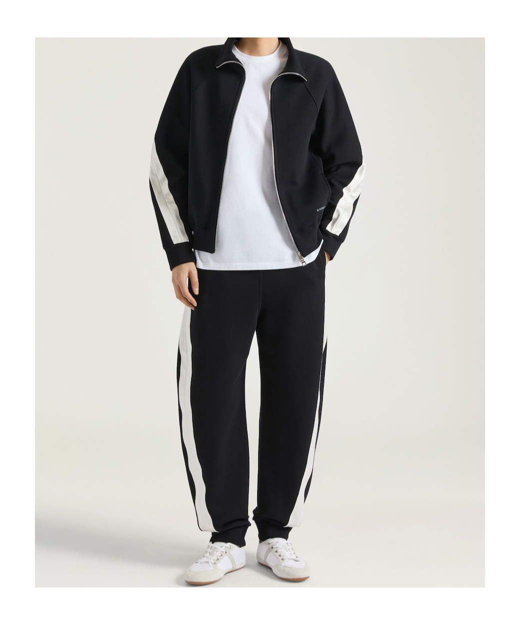 Givenchy Mens Black Open Seam Contrast Cotton-jersey Jogging Bottoms Xl In Black