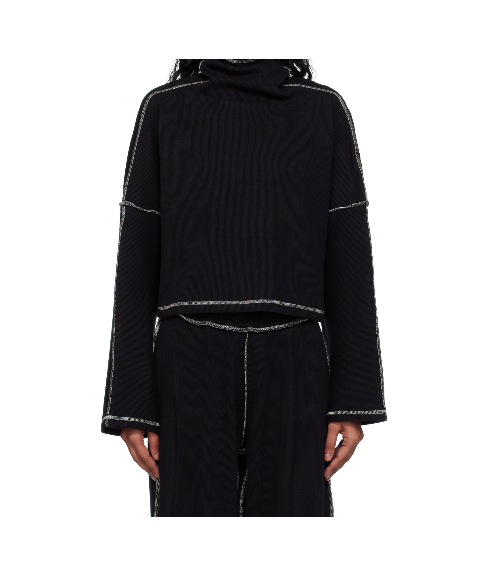 Baserange Camer Contrast-stitch Turtleneck Top In Black