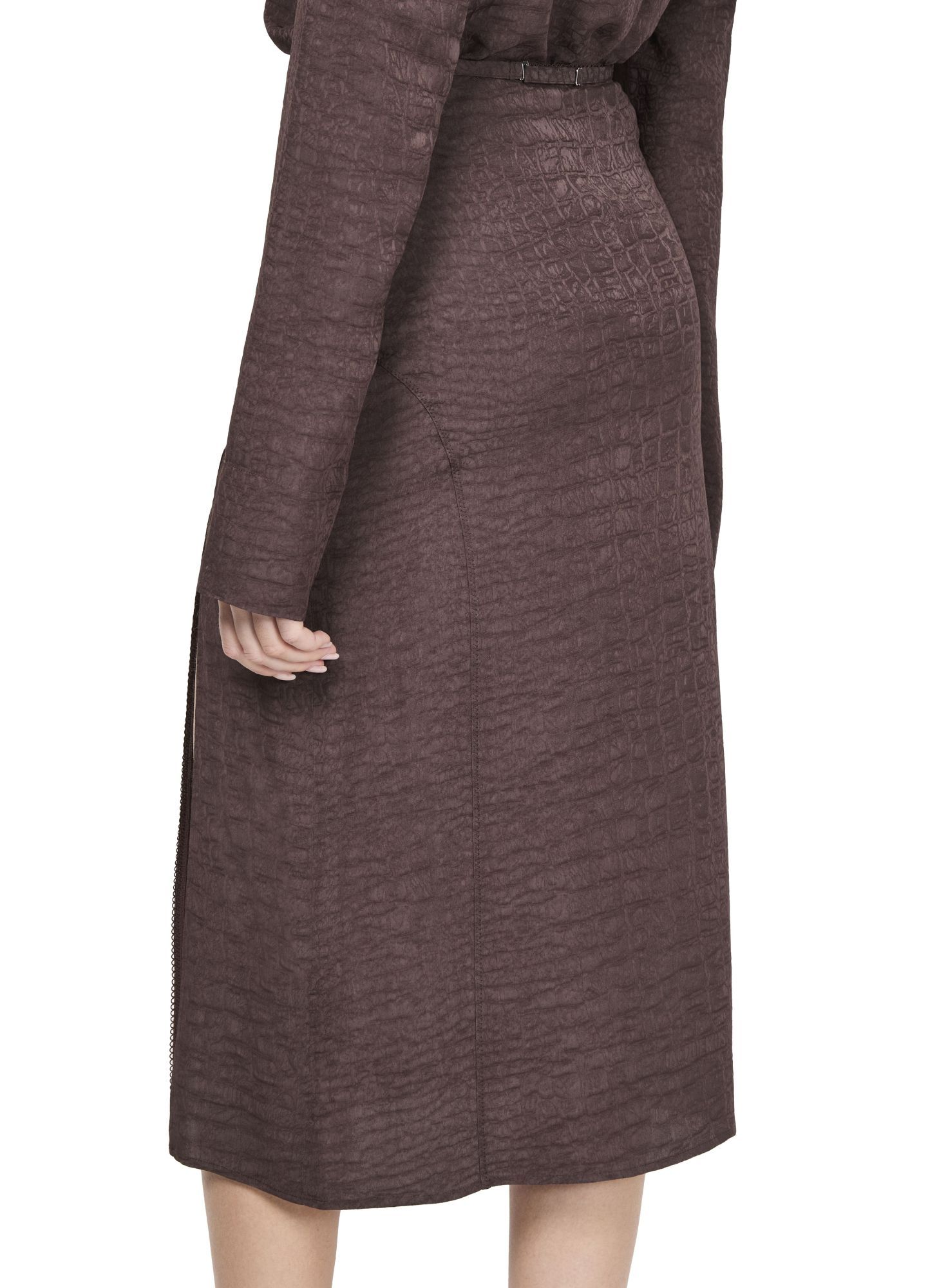 Jacquemus Slit Detail Skirt In Brown
