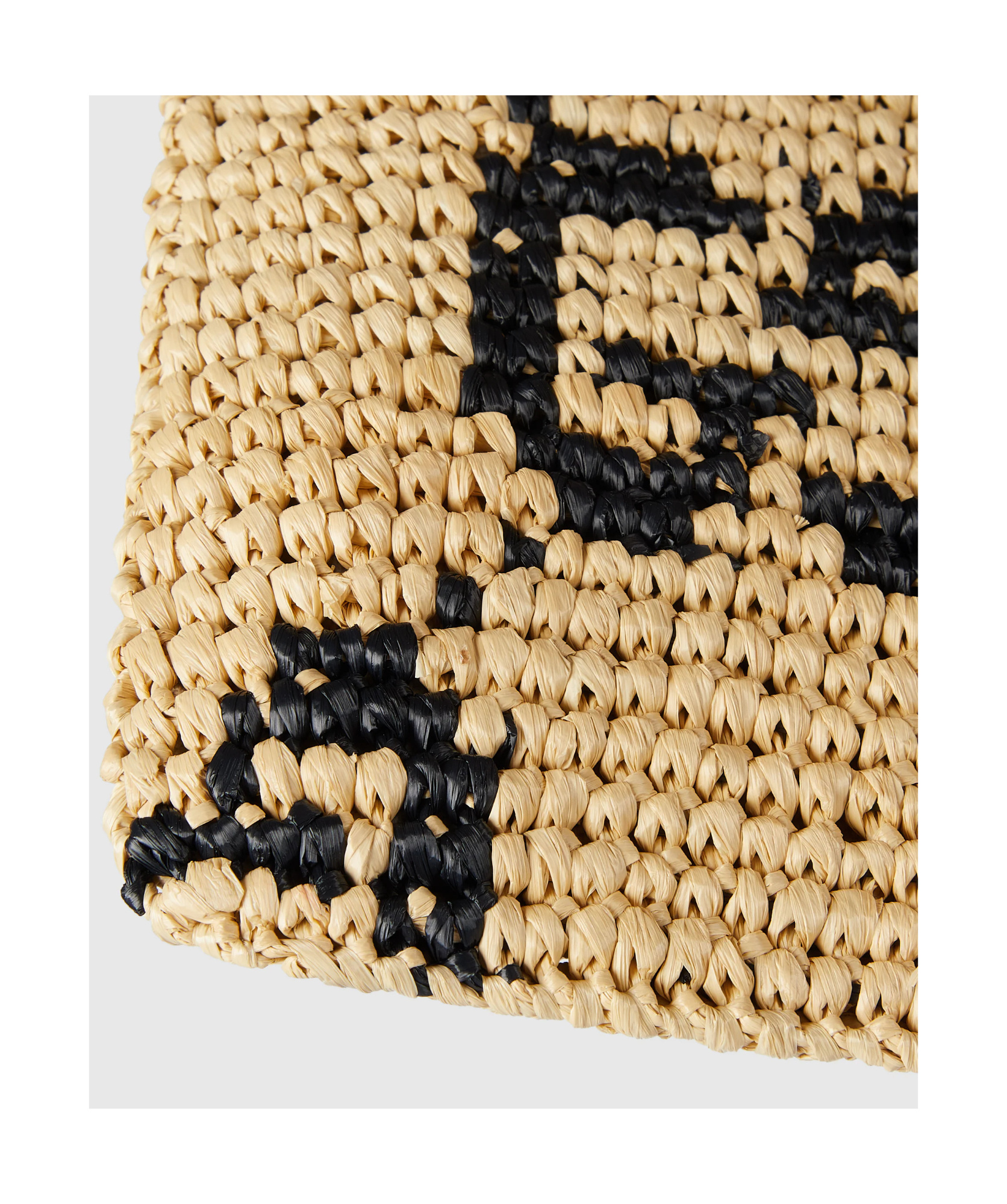 Gucci Gg  Pouch In Natural And Black