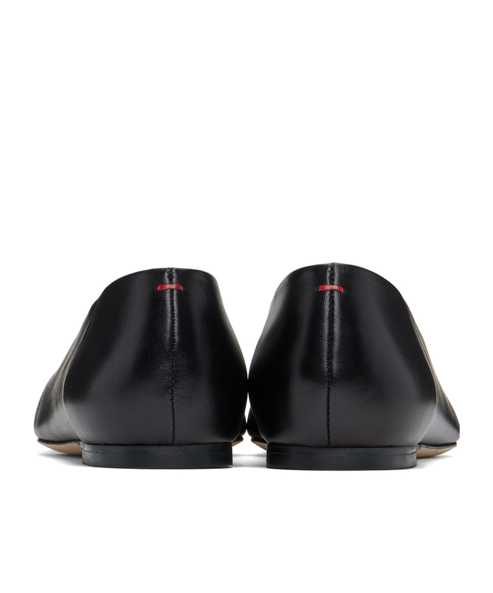 Aeyde Logo Embossed Flats In Black
