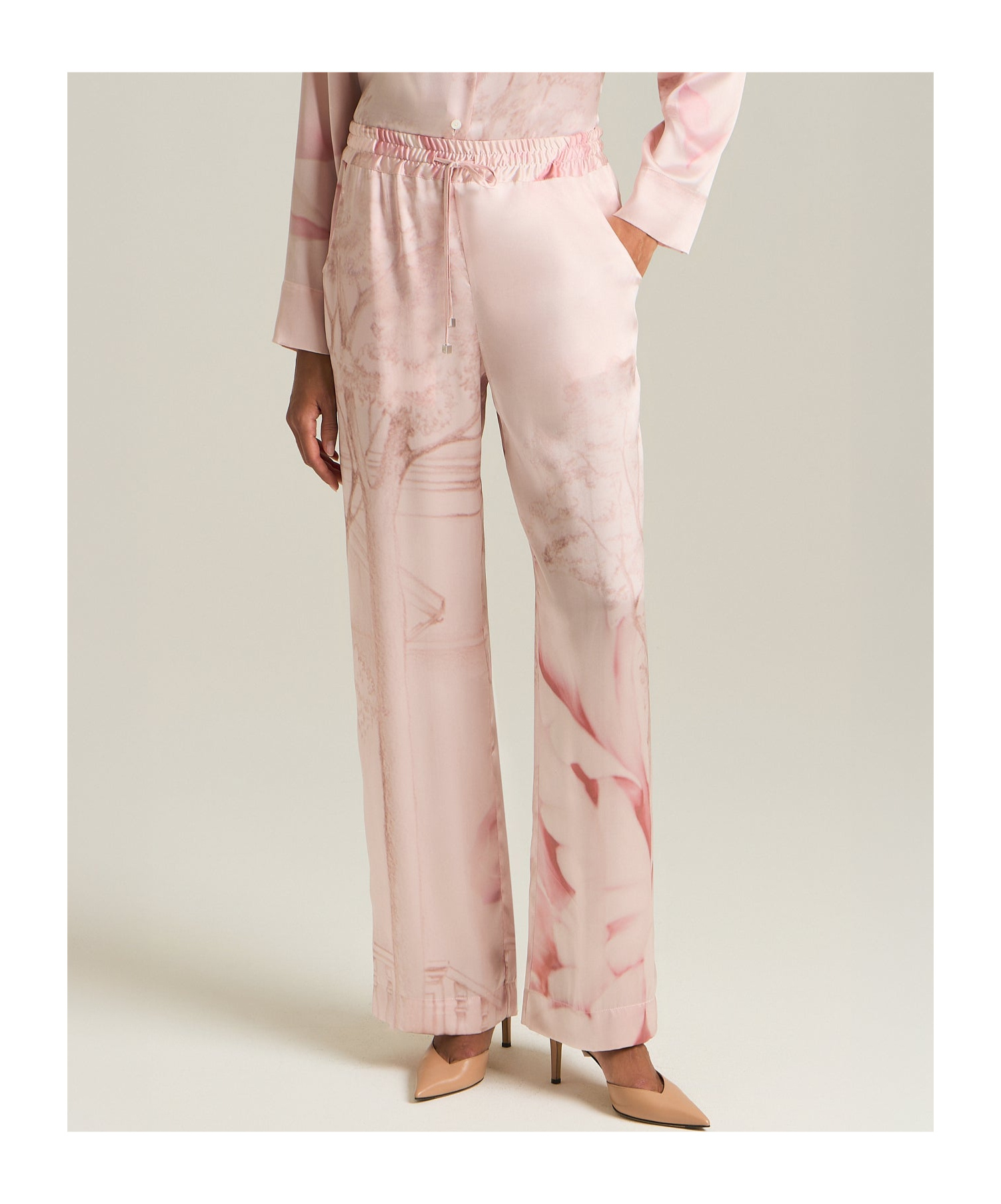 Shop Kiton Elastic Waist Casual Pants In Pink