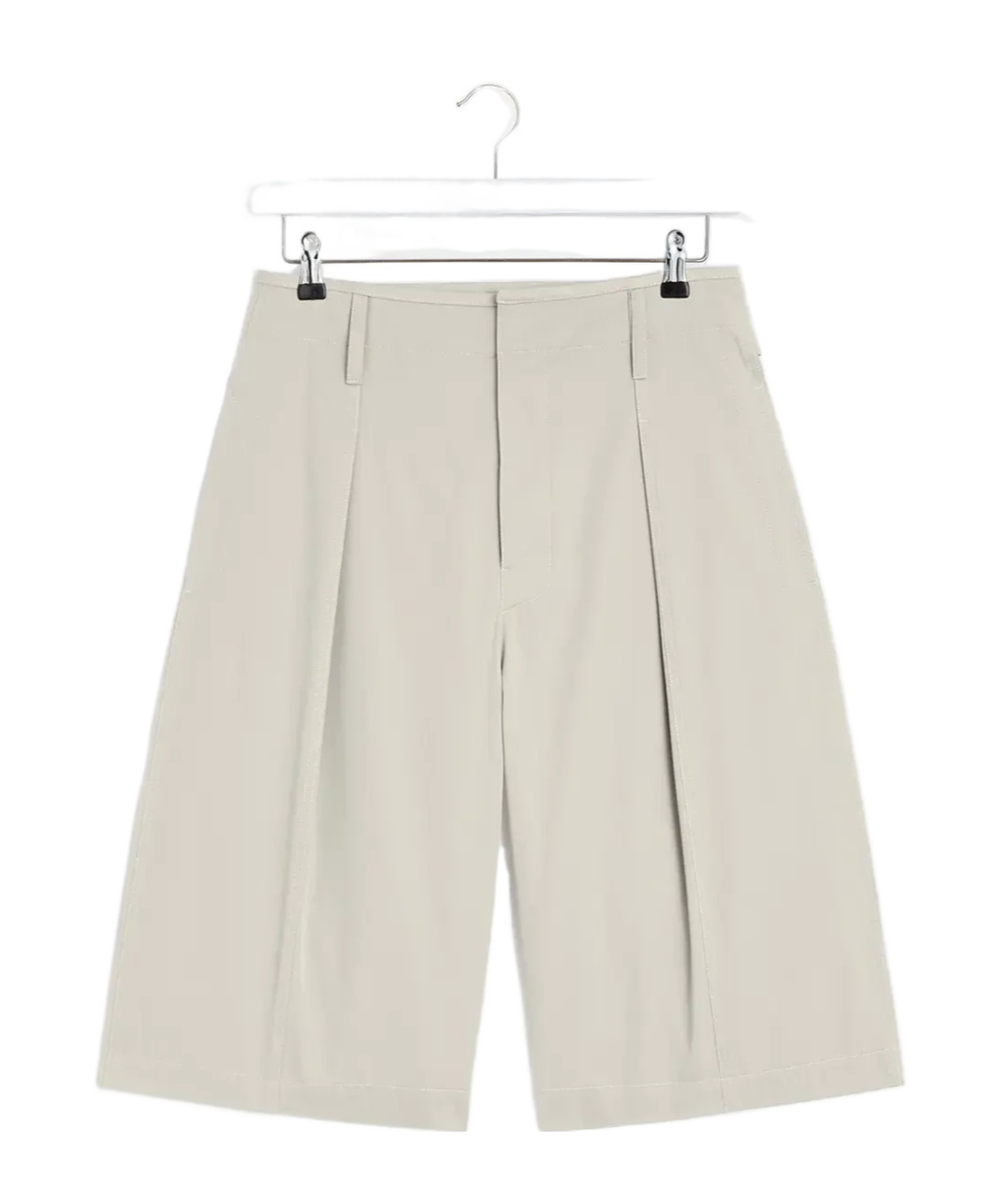 Lemaire Pleated Bermuda Shorts In Light Sage