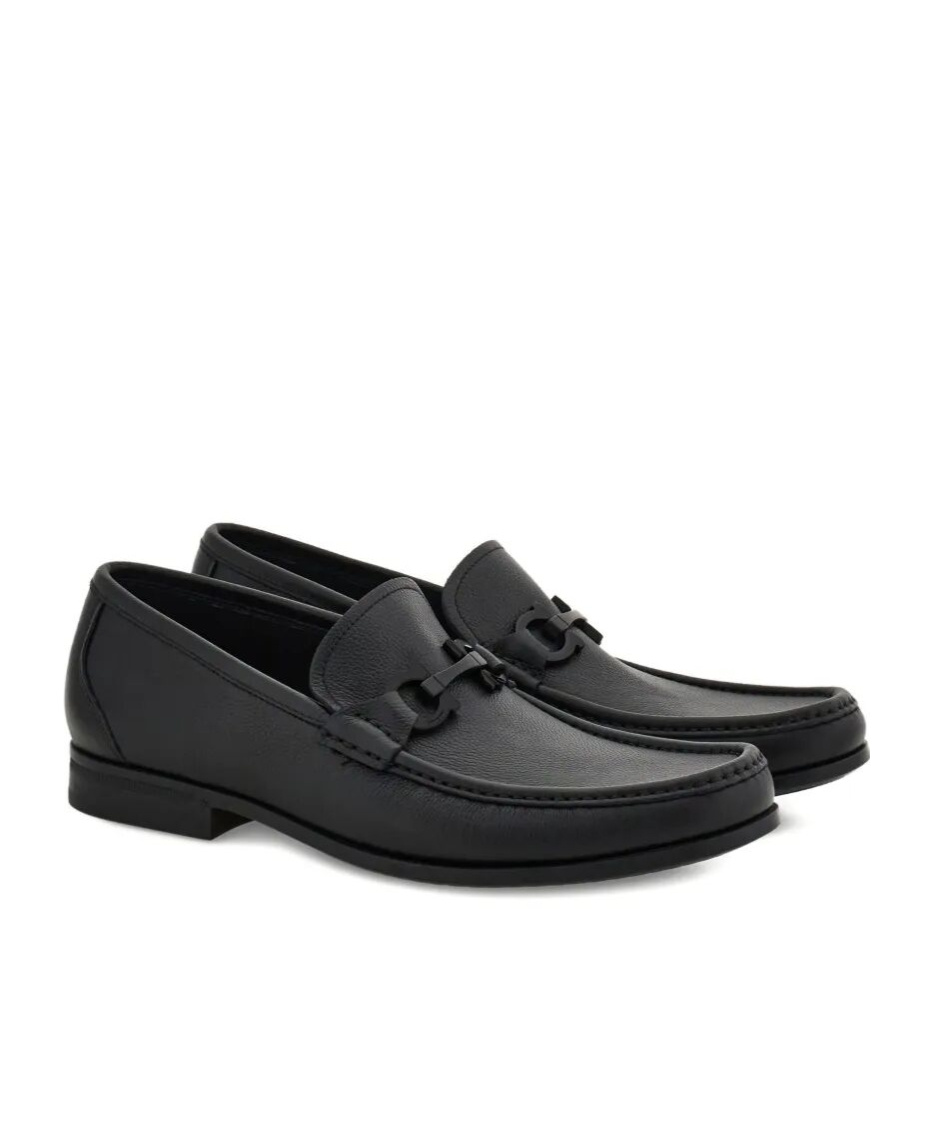 Ferragamo Gandioso Pebbled Moccasin With Gancini Ornament In Black Leather