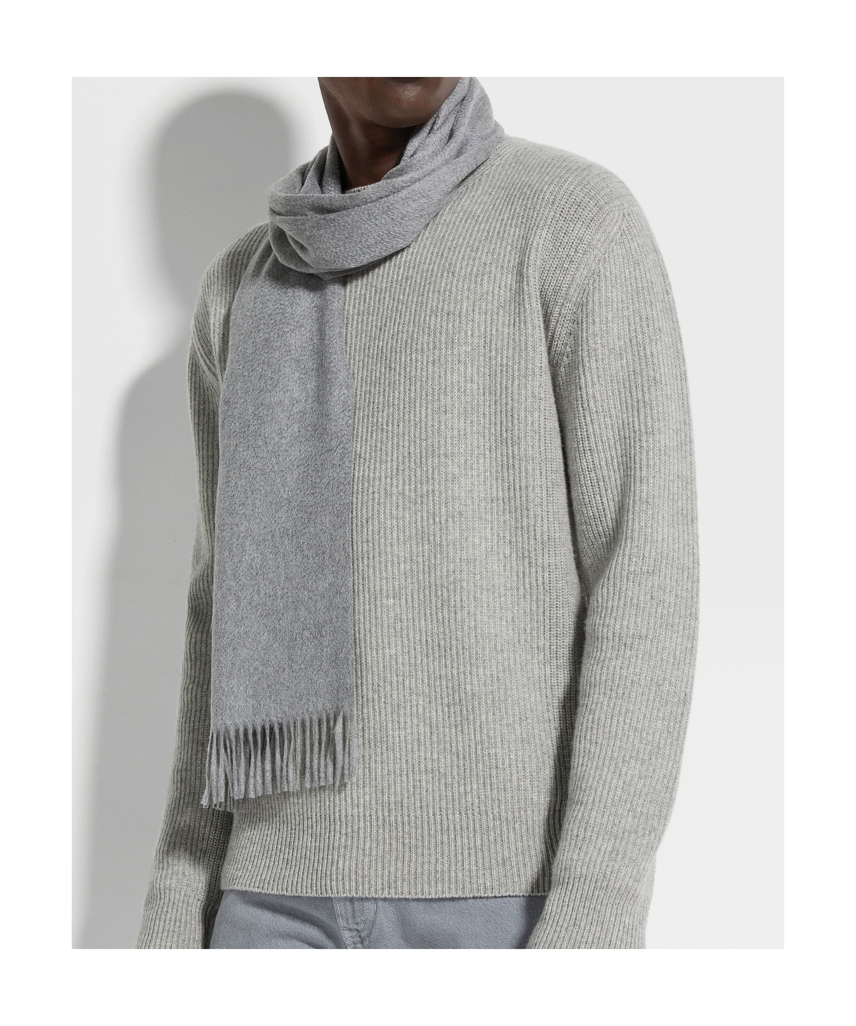 Zegna Oasi Cashmere Scarf In Gray