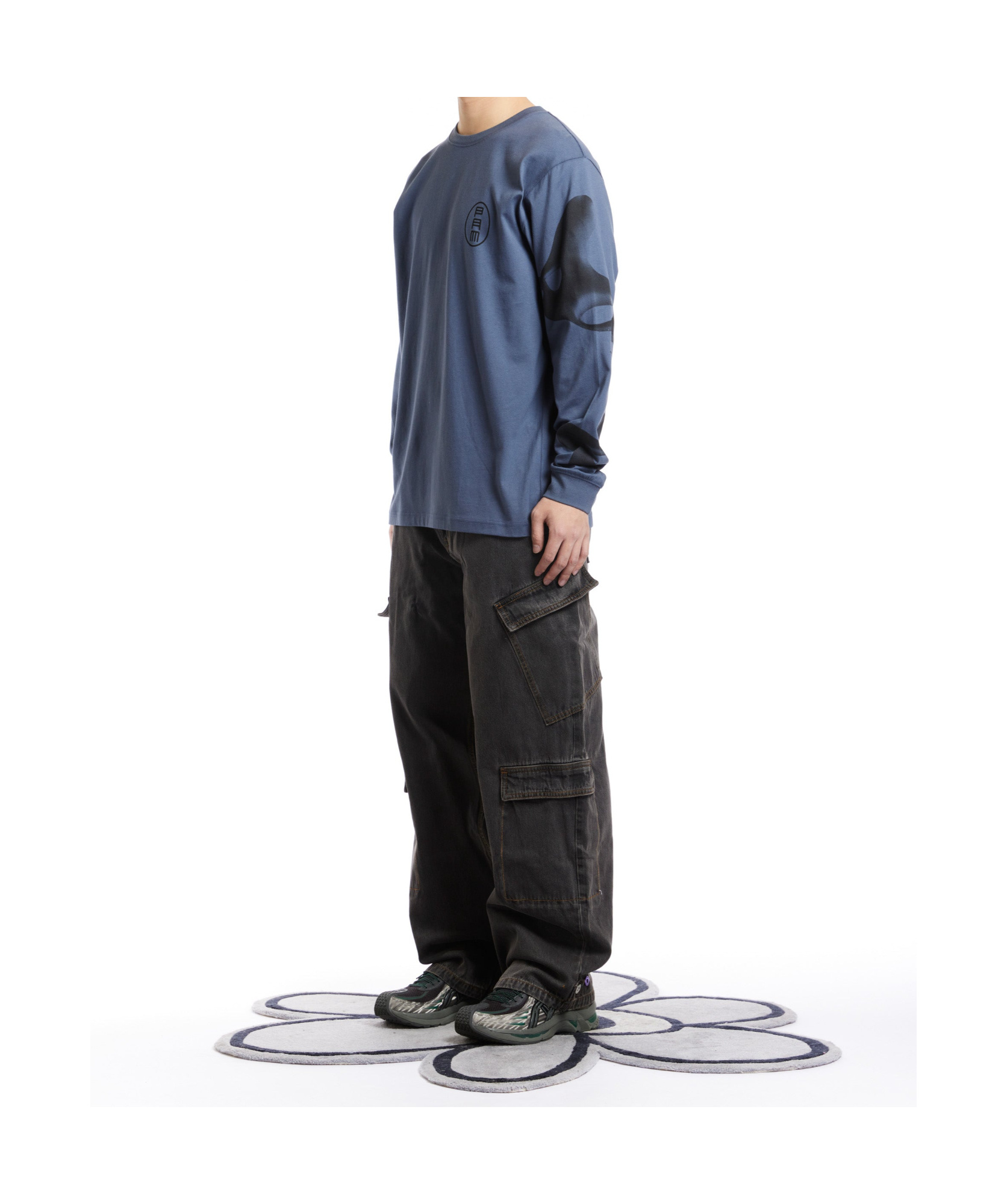 Perks And Mini Belt-loop Jeans In Black