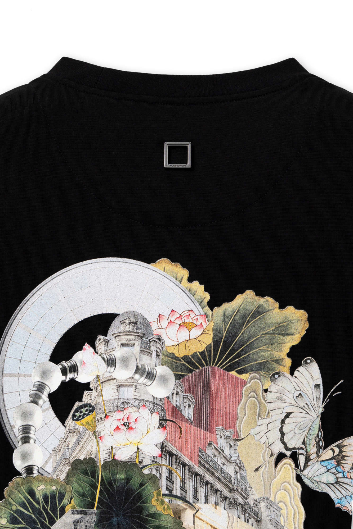 Wooyoungmi T-shirt With Floral Pattern On The Back In Black