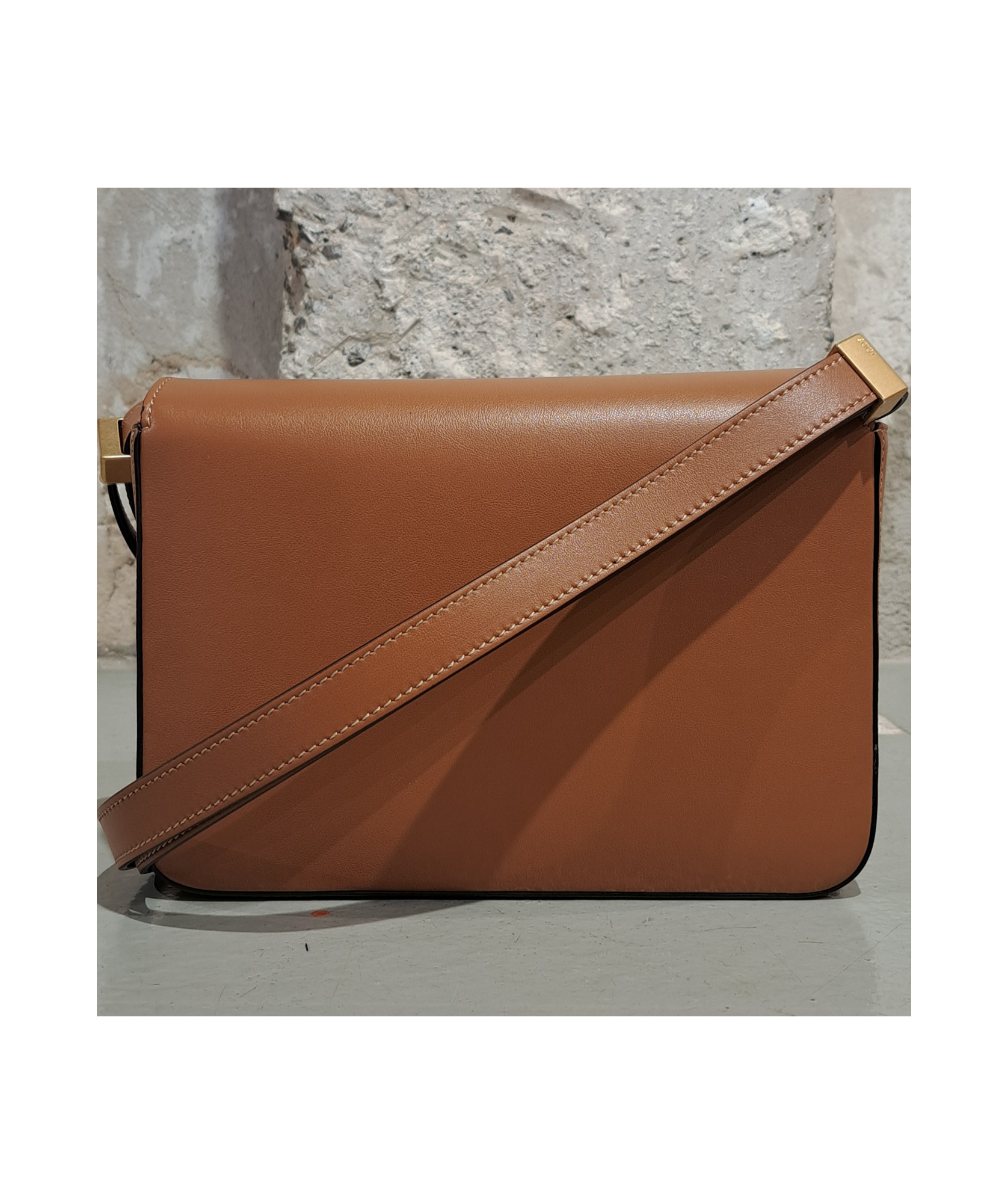 Tod's Timeless T Shoulder Bag With Strap In Brown