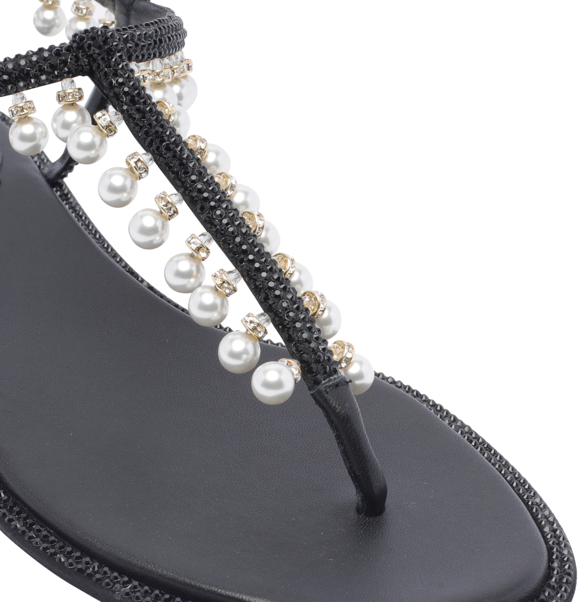 René Caovilla Flat Sandals Adorned Open Toe In Black