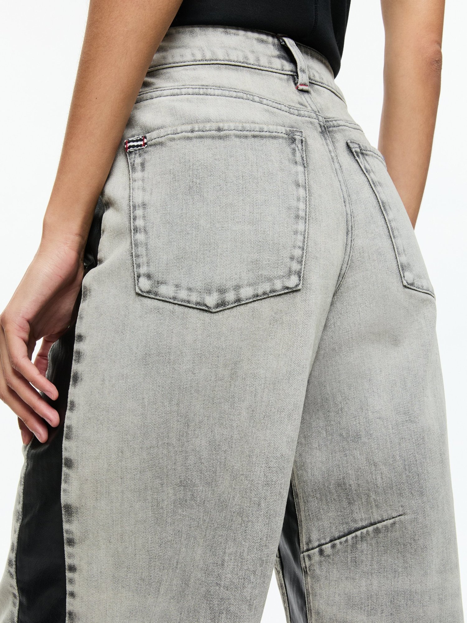 Alice And Olivia Parker Wide-leg Jeans In Smoky Gray