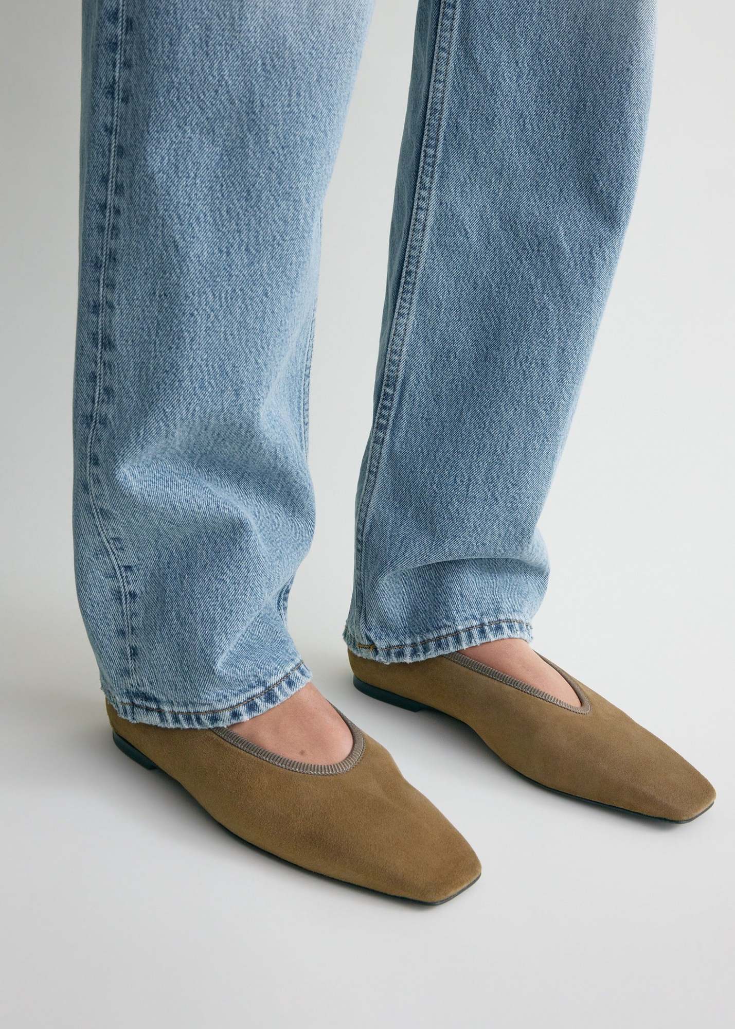Totême Minimalist Suede Ballerinas Hazel In Brown