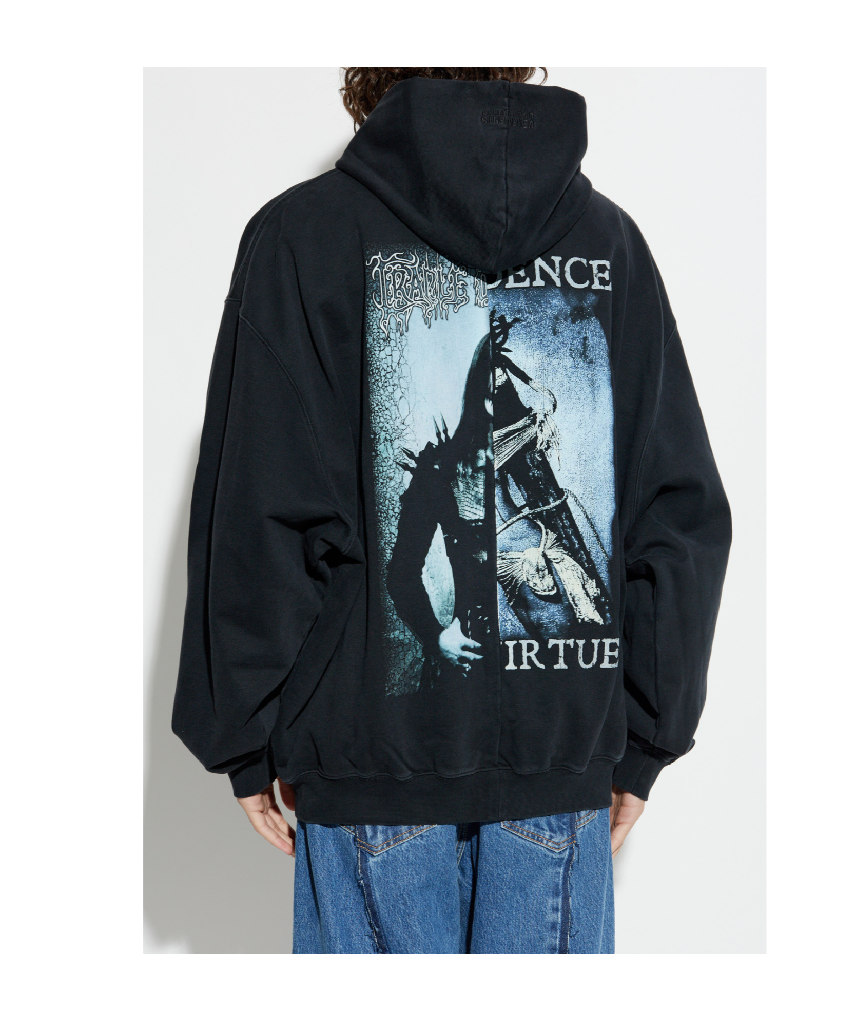 Vetements Zip-up Hooded Sweatshirt In Black