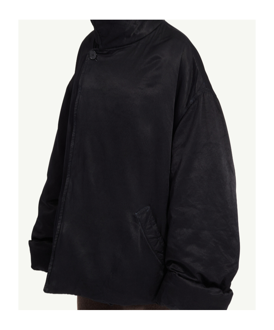 Mm6 Maison Margiela Padded Jacket In Black
