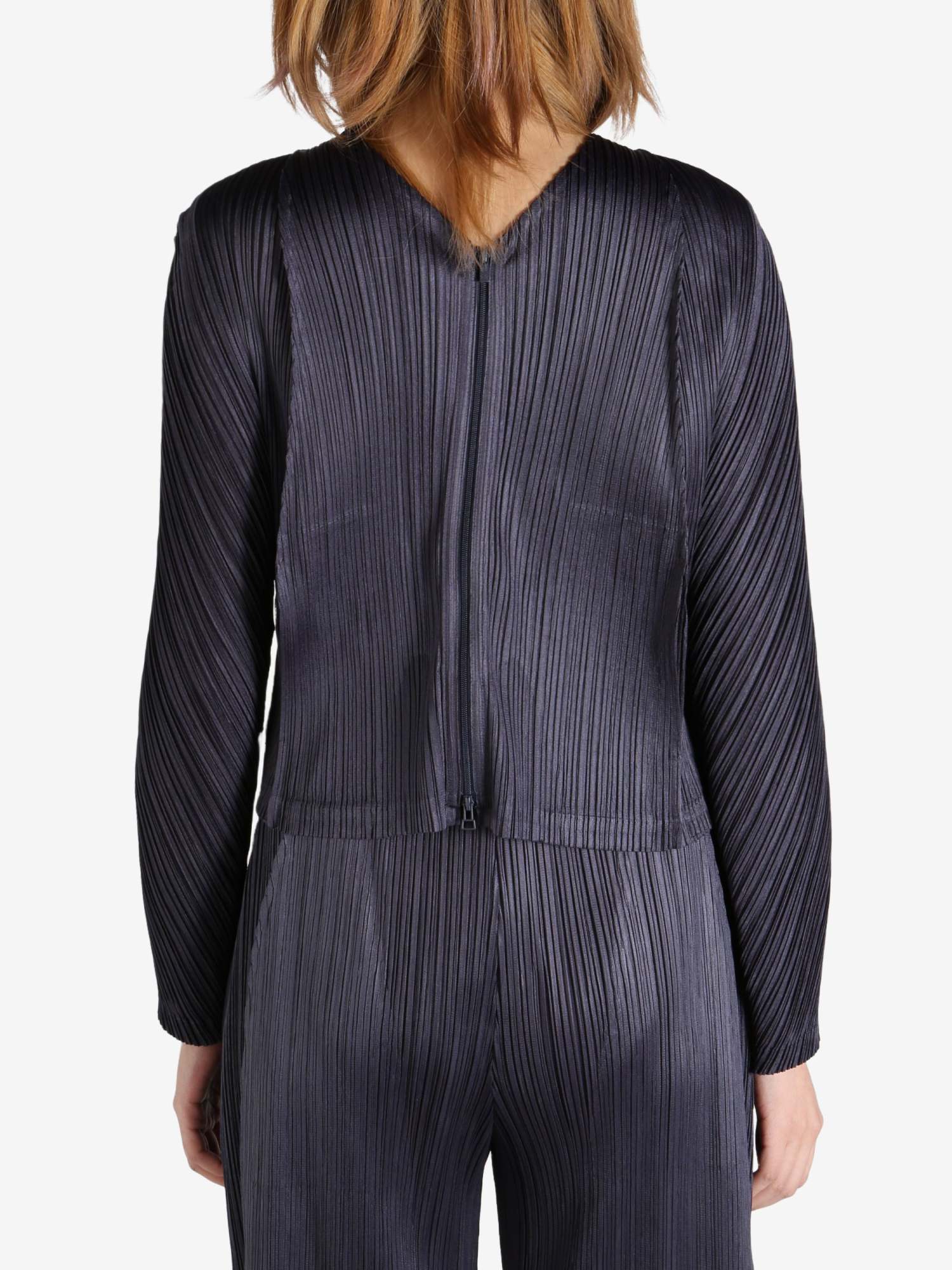 Issey Miyake Zippered Casual Jacket In Black