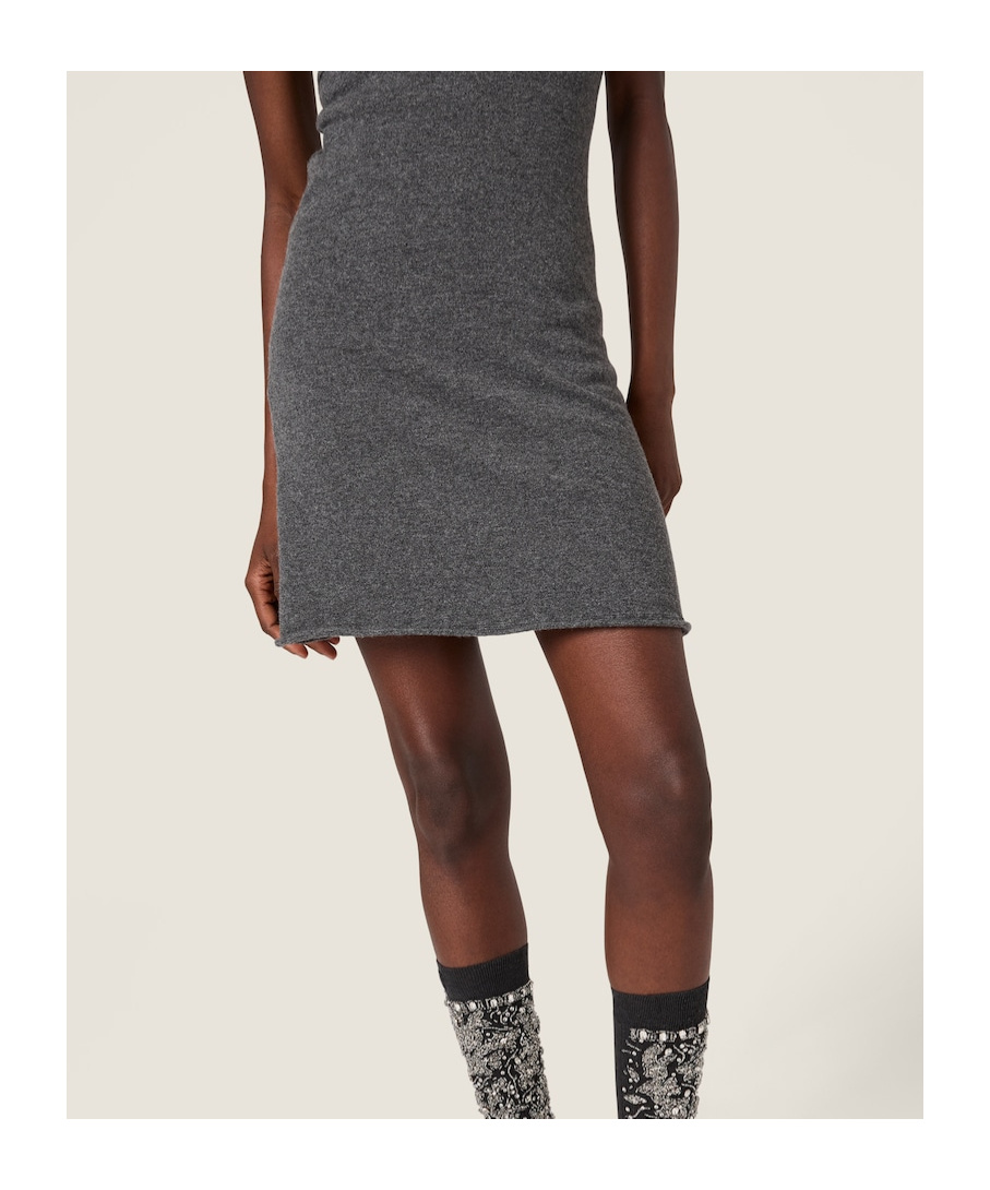 Miu Miu Spaghetti Strap V-neckline Dress Design In Black