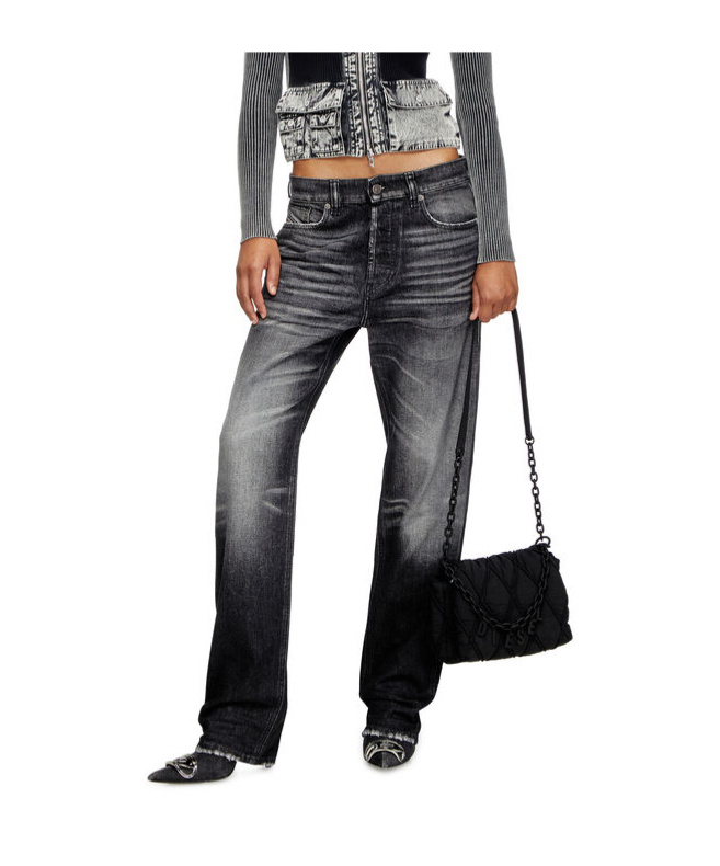 Diesel Small Charm-d Shoulder Bag In Black