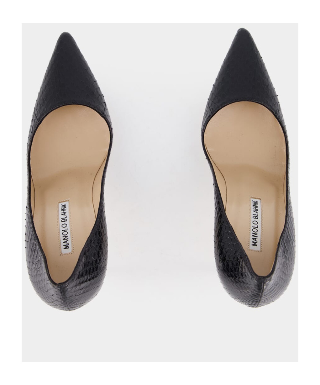 MANOLO BLAHNIK MANOLO BLAHNIK EMBOSSED POINTED TOE PUMPS