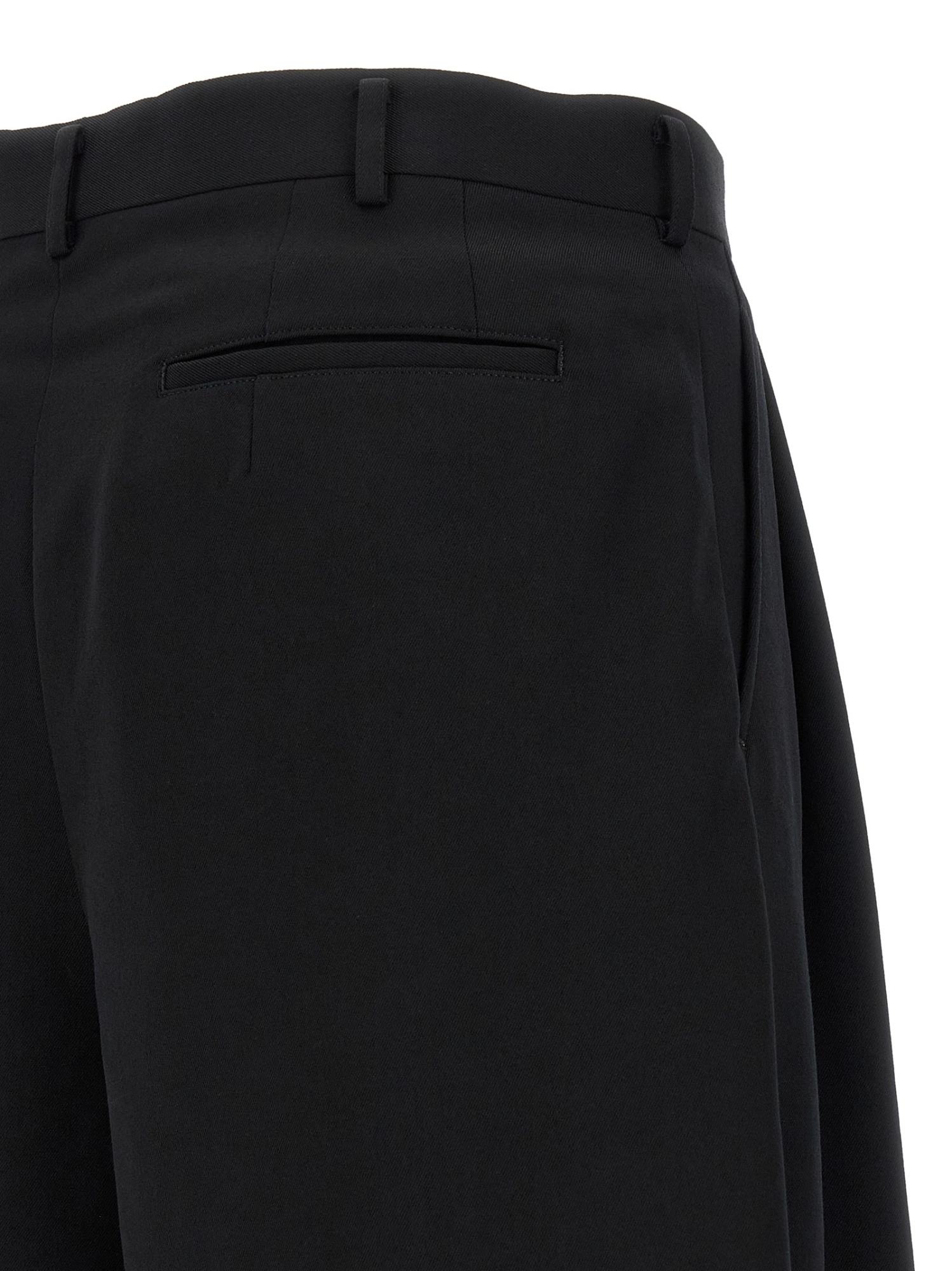 Comme Des Garçons Tailored Wool Bermuda Shorts Featuring Pockets In Black