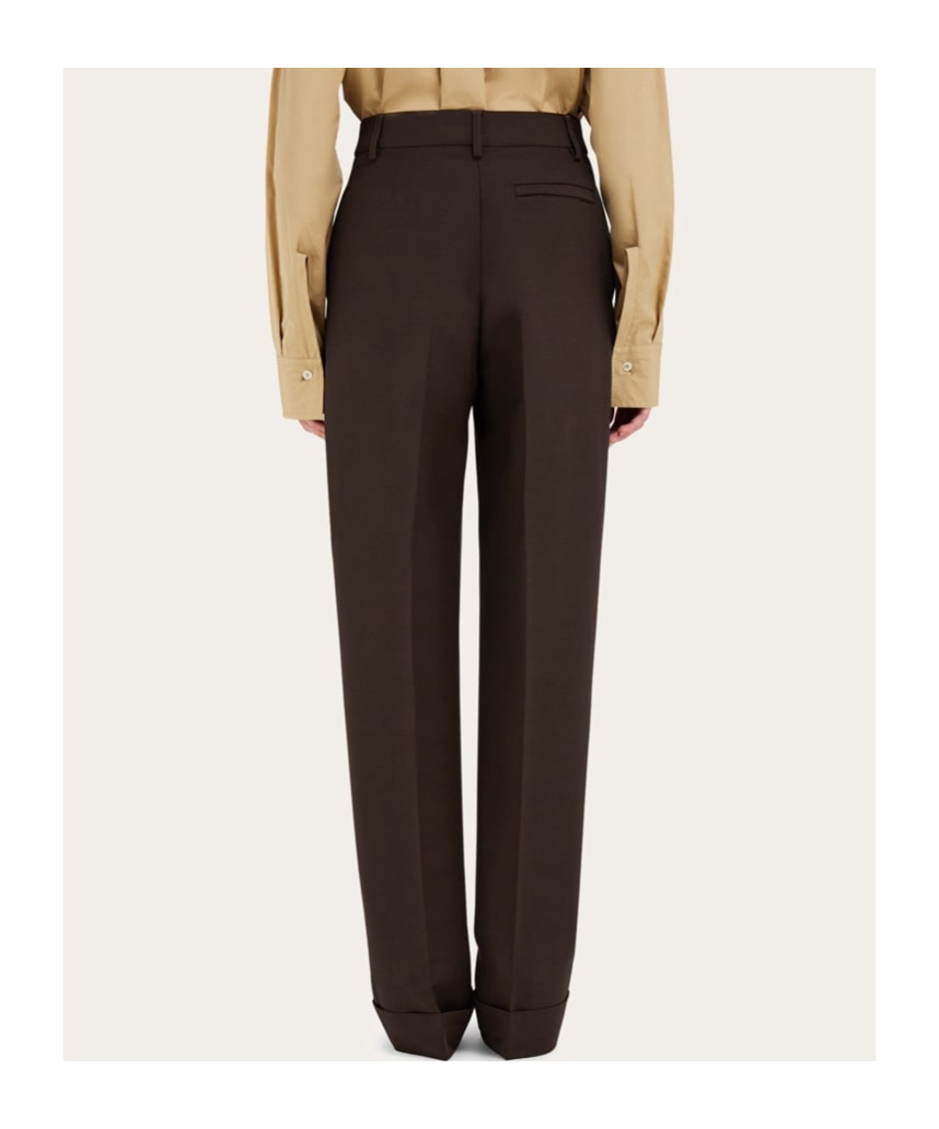 Shop Ferragamo Pleated Casual Pants In Black