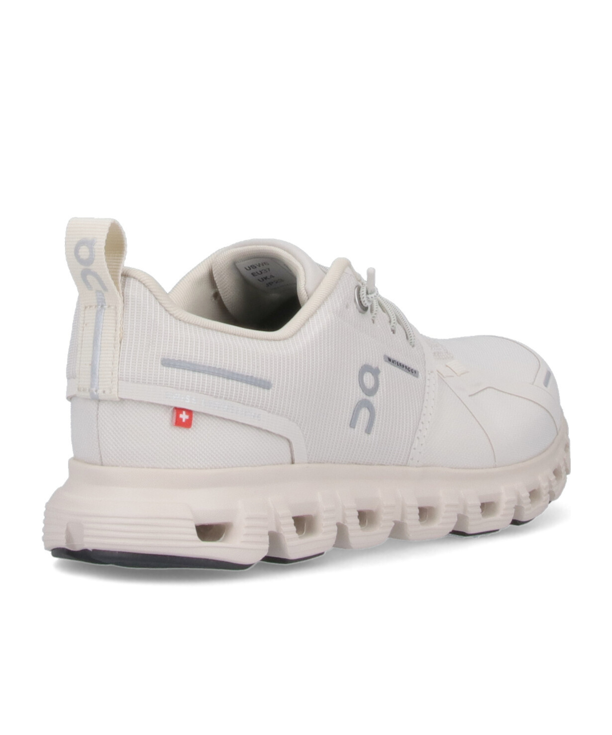 On Running Cloud 6 Trainers In White