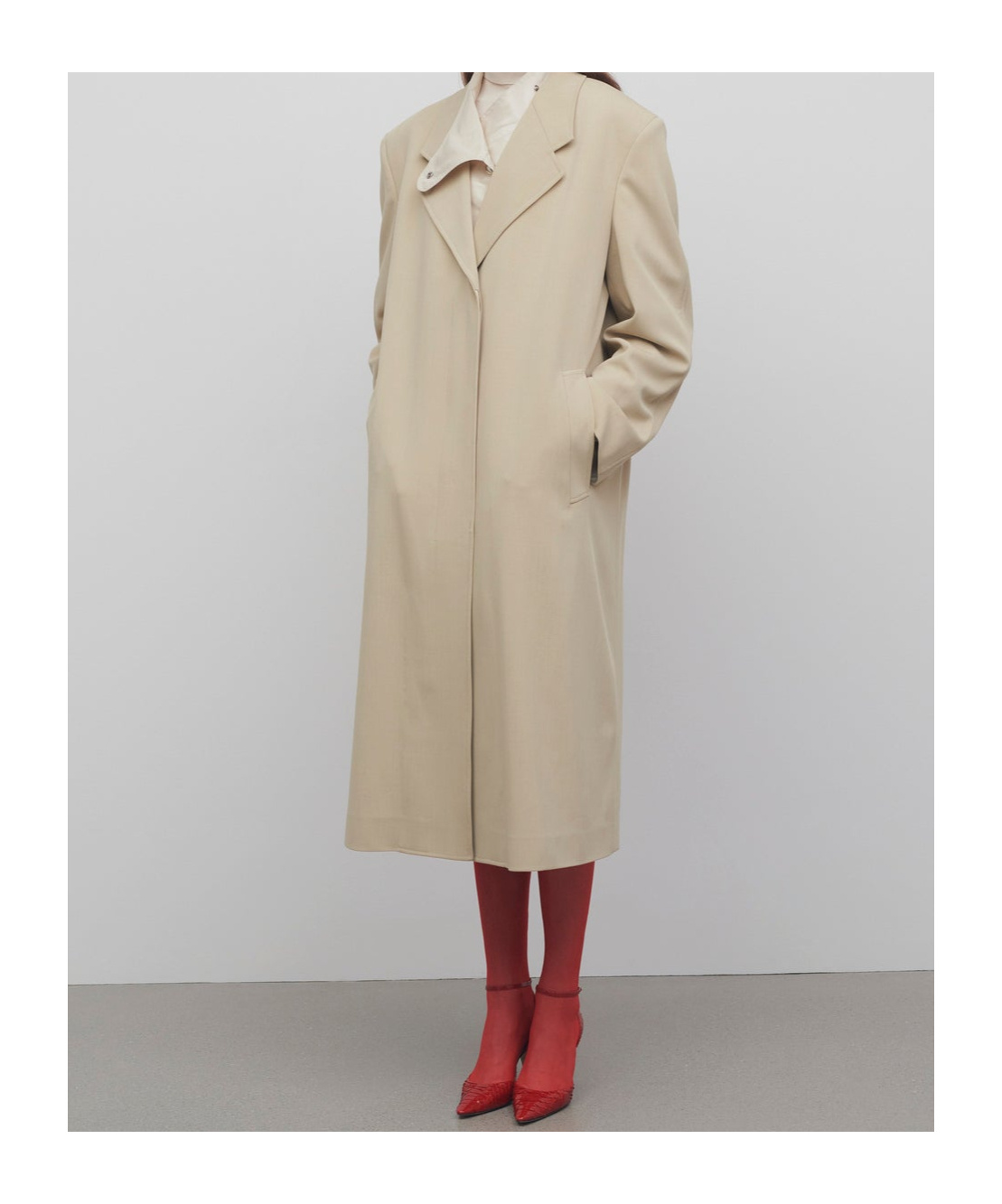 The Row Long-sleeved Wool Coat In Nude