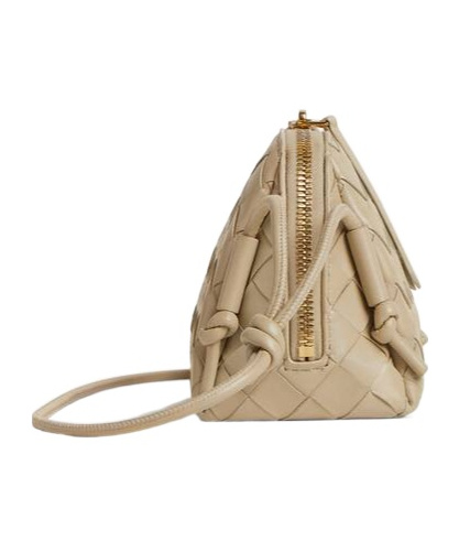 Bottega Veneta Concert Knitted Shoulder Bag In Nude