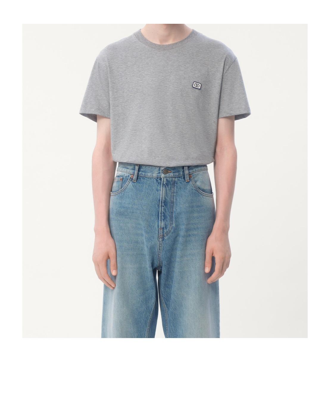 Valentino Vlogo Patch Crewneck T-shirt In Grey