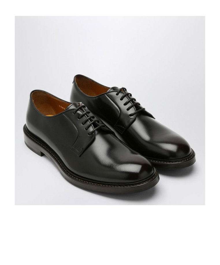 Doucal's Polished Derby Shoes With Lace-up Design In Black
